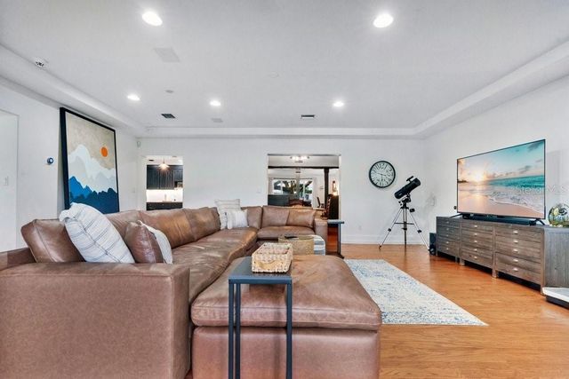 2227 HOWARD DRIVE, Winter Park, FL 32789