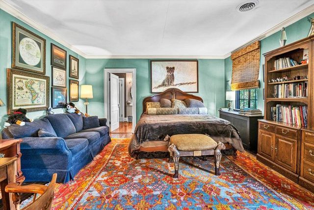 2412 Robin Hood RD, Roanoke, VA 24014