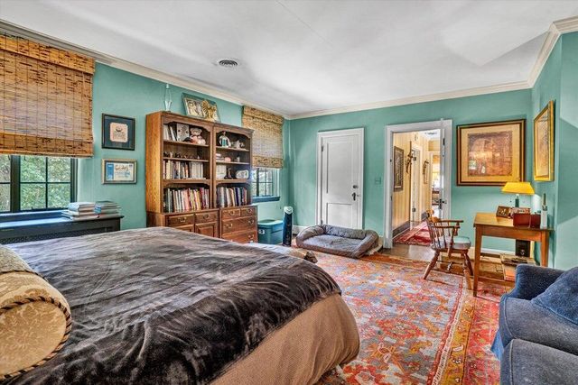 2412 Robin Hood RD, Roanoke, VA 24014