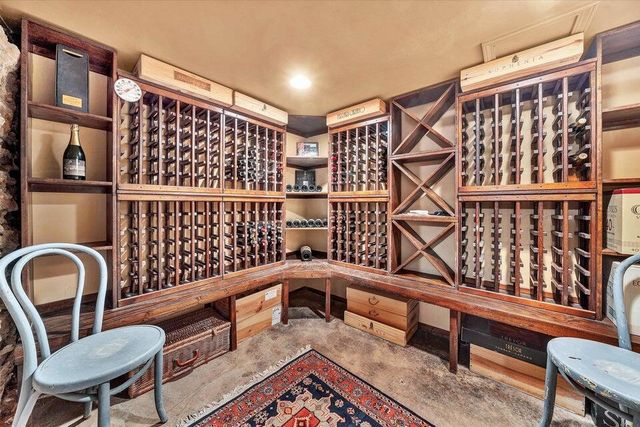 2412 Robin Hood RD, Roanoke, VA 24014