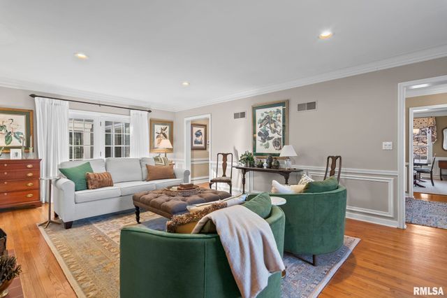 10 SUNSET Lane, Springfield, IL 62704