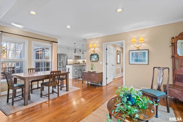 10 SUNSET Lane, Springfield, IL 62704