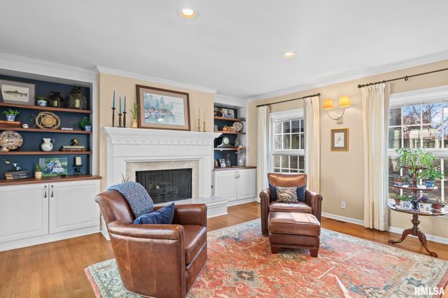 10 SUNSET Lane, Springfield, IL 62704