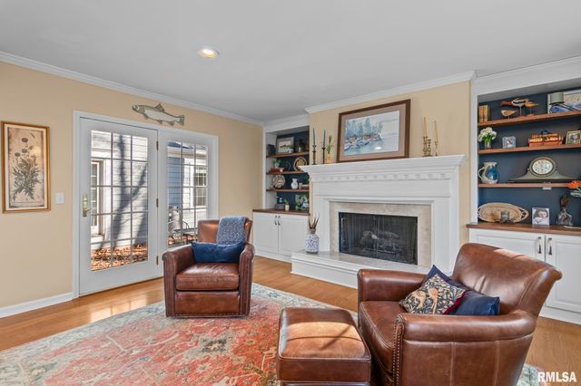 10 SUNSET Lane, Springfield, IL 62704