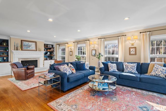 10 SUNSET Lane, Springfield, IL 62704