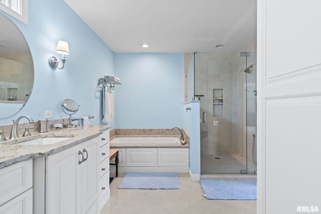 10 SUNSET Lane, Springfield, IL 62704