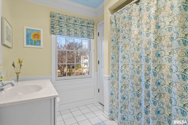 10 SUNSET Lane, Springfield, IL 62704