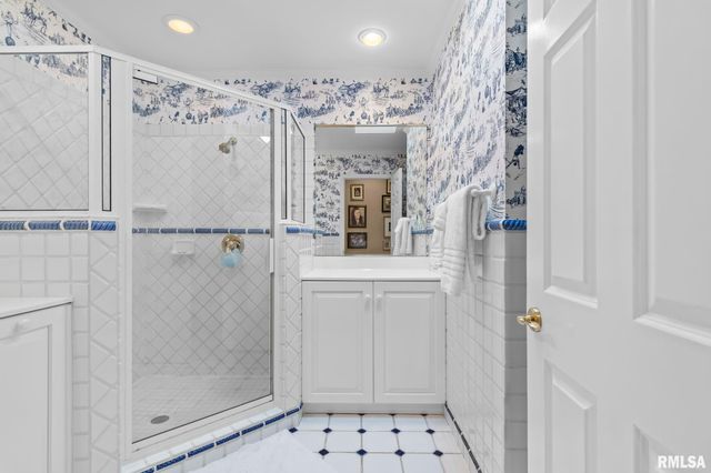 10 SUNSET Lane, Springfield, IL 62704