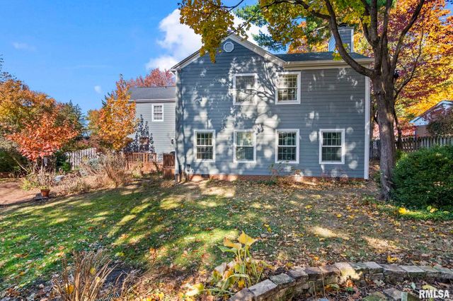 10 SUNSET Lane, Springfield, IL 62704