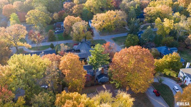 10 SUNSET Lane, Springfield, IL 62704