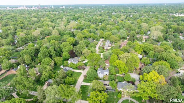 10 SUNSET Lane, Springfield, IL 62704