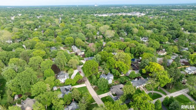10 SUNSET Lane, Springfield, IL 62704