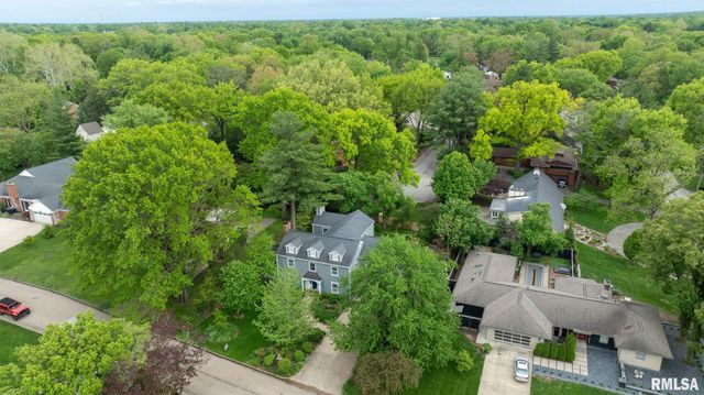 10 SUNSET Lane, Springfield, IL 62704