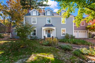 10 SUNSET Lane, Springfield, IL 62704