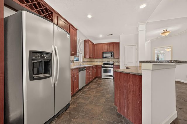 195 Copper Stream Ln, Richmond, TX 77406