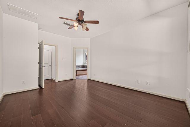 195 Copper Stream Ln, Richmond, TX 77406