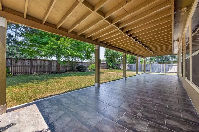 195 Copper Stream Ln, Richmond, TX 77406