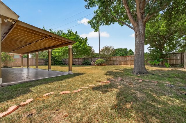 195 Copper Stream Ln, Richmond, TX 77406