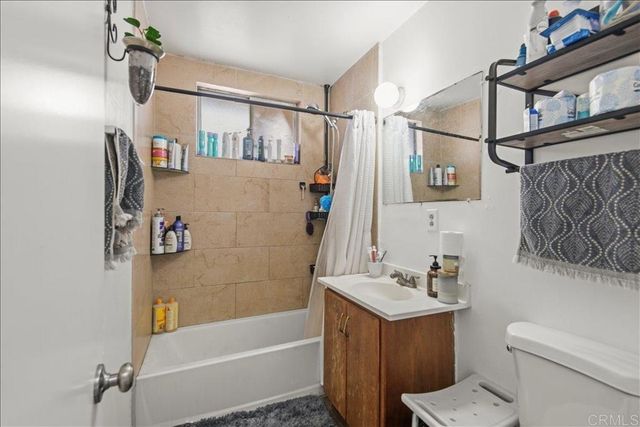 12828 Mapleview St, Lakeside, CA 92040