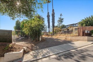 12828 Mapleview St, Lakeside, CA 92040