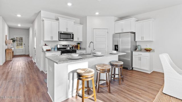 425 Piney Drive, Pearl, MS 39208