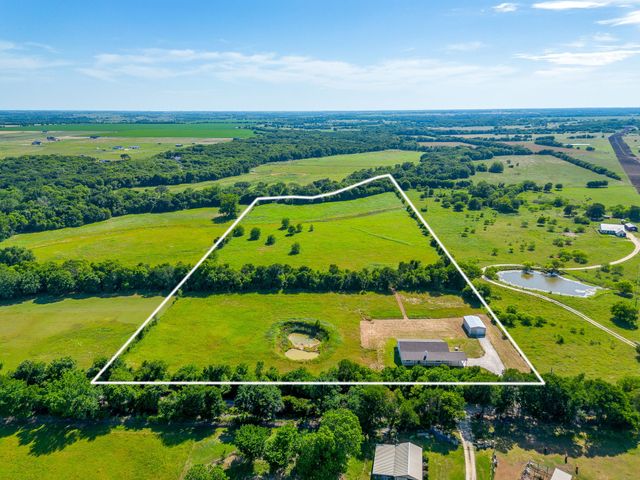 13901 County Road 102, Grandview, TX 76050