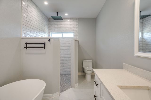 13901 County Road 102, Grandview, TX 76050