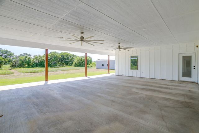13901 County Road 102, Grandview, TX 76050
