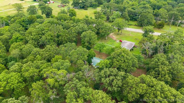 1592 20 Highway, Eucha, OK 74342