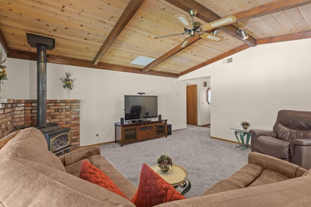 7501 Fiesta Way, Redding, CA 96002