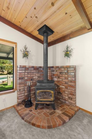 7501 Fiesta Way, Redding, CA 96002