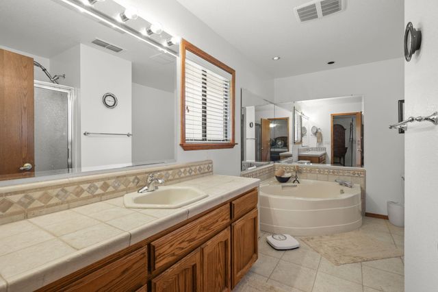 7501 Fiesta Way, Redding, CA 96002