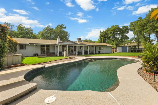 7501 Fiesta Way, Redding, CA 96002