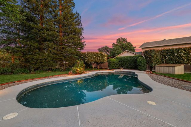 7501 Fiesta Way, Redding, CA 96002