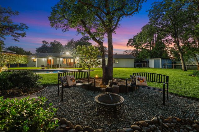 7501 Fiesta Way, Redding, CA 96002