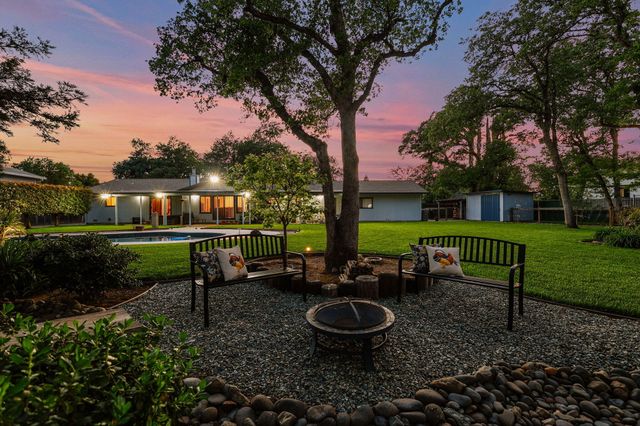 7501 Fiesta Way, Redding, CA 96002