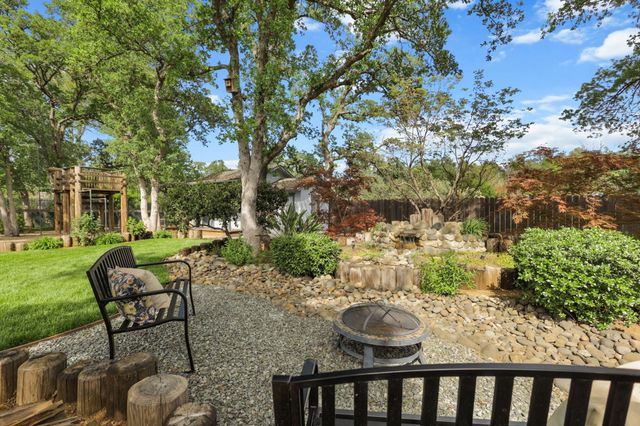 7501 Fiesta Way, Redding, CA 96002