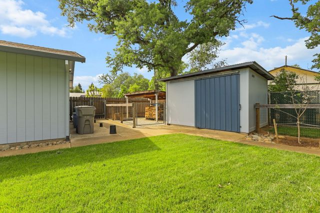 7501 Fiesta Way, Redding, CA 96002