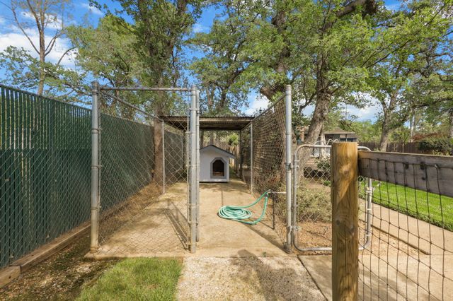 7501 Fiesta Way, Redding, CA 96002