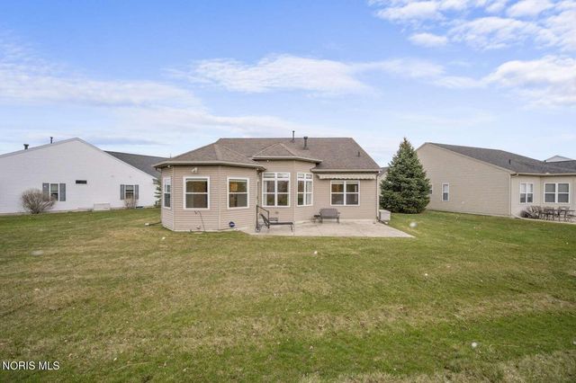 7372 Harbour Light Court, Maumee, OH 43537