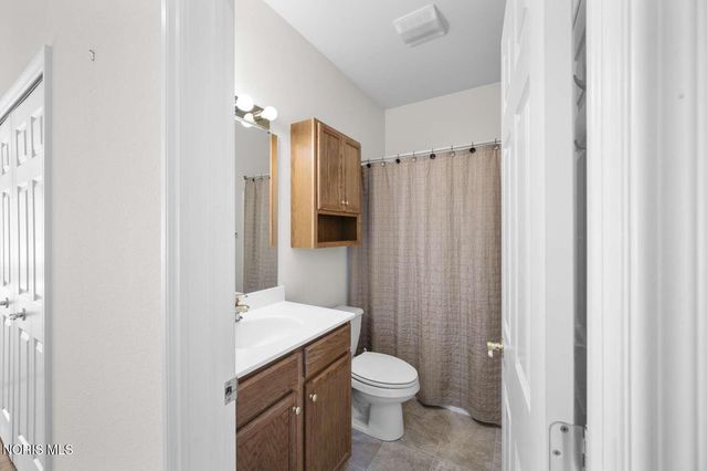 7372 Harbour Light Court, Maumee, OH 43537