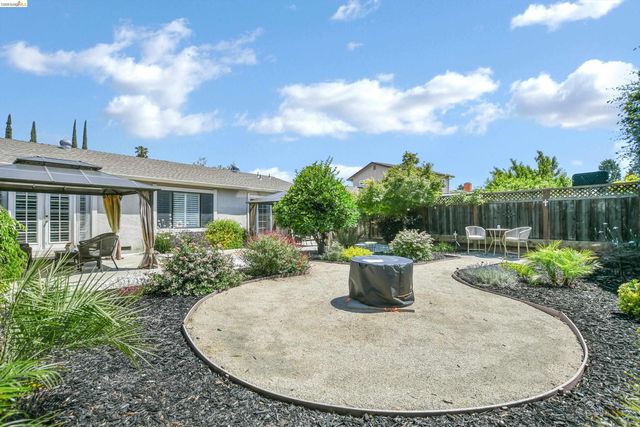 2816 Petar Pl, Antioch, CA 94509