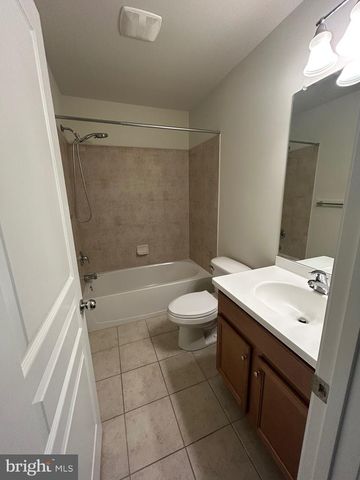 44 CLEMENT CT, Downingtown, PA 19335