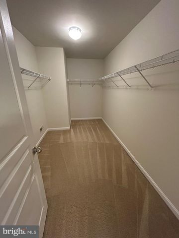 44 CLEMENT CT, Downingtown, PA 19335