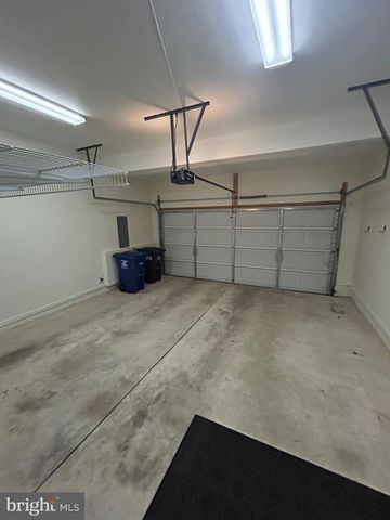 44 CLEMENT CT, Downingtown, PA 19335