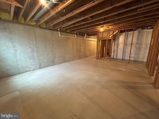 44 CLEMENT CT, Downingtown, PA 19335