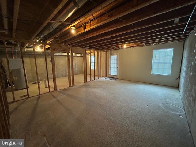 44 CLEMENT CT, Downingtown, PA 19335