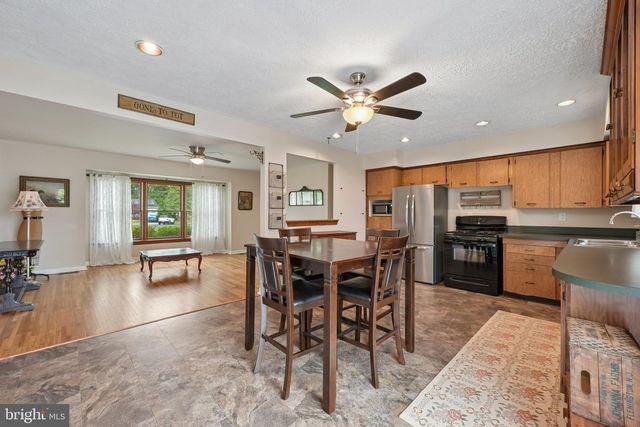 14 SWARTHMORE AVE, Stratford, NJ 08084