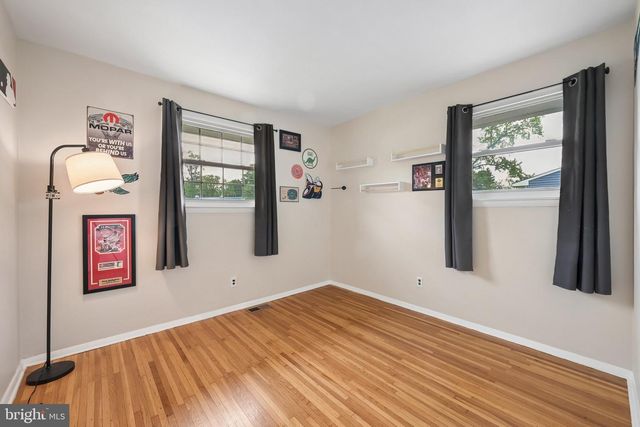 14 SWARTHMORE AVE, Stratford, NJ 08084