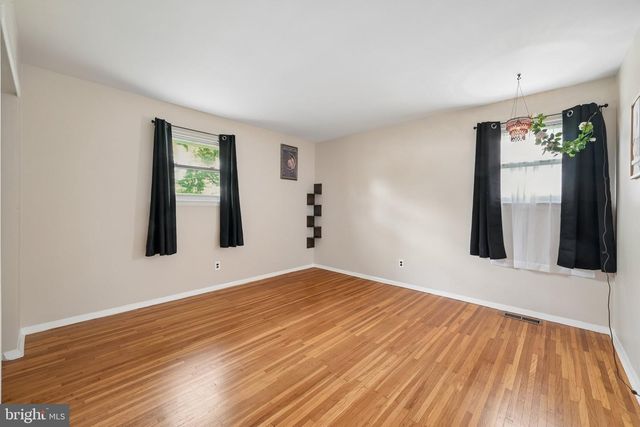 14 SWARTHMORE AVE, Stratford, NJ 08084